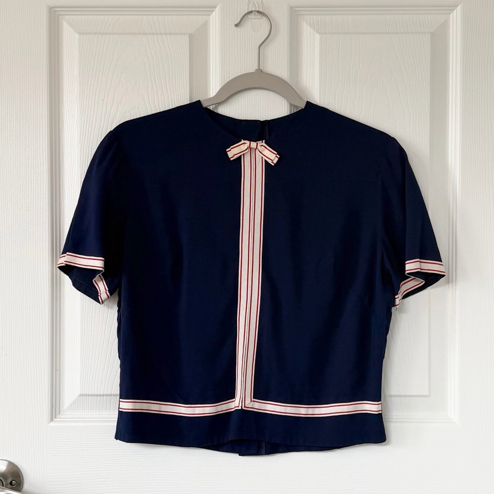 Vintage Sailor Style Navy Short-Sleeve Top with Red Ribbon Trim and Neck Bow USA - Picture 8 of 9
